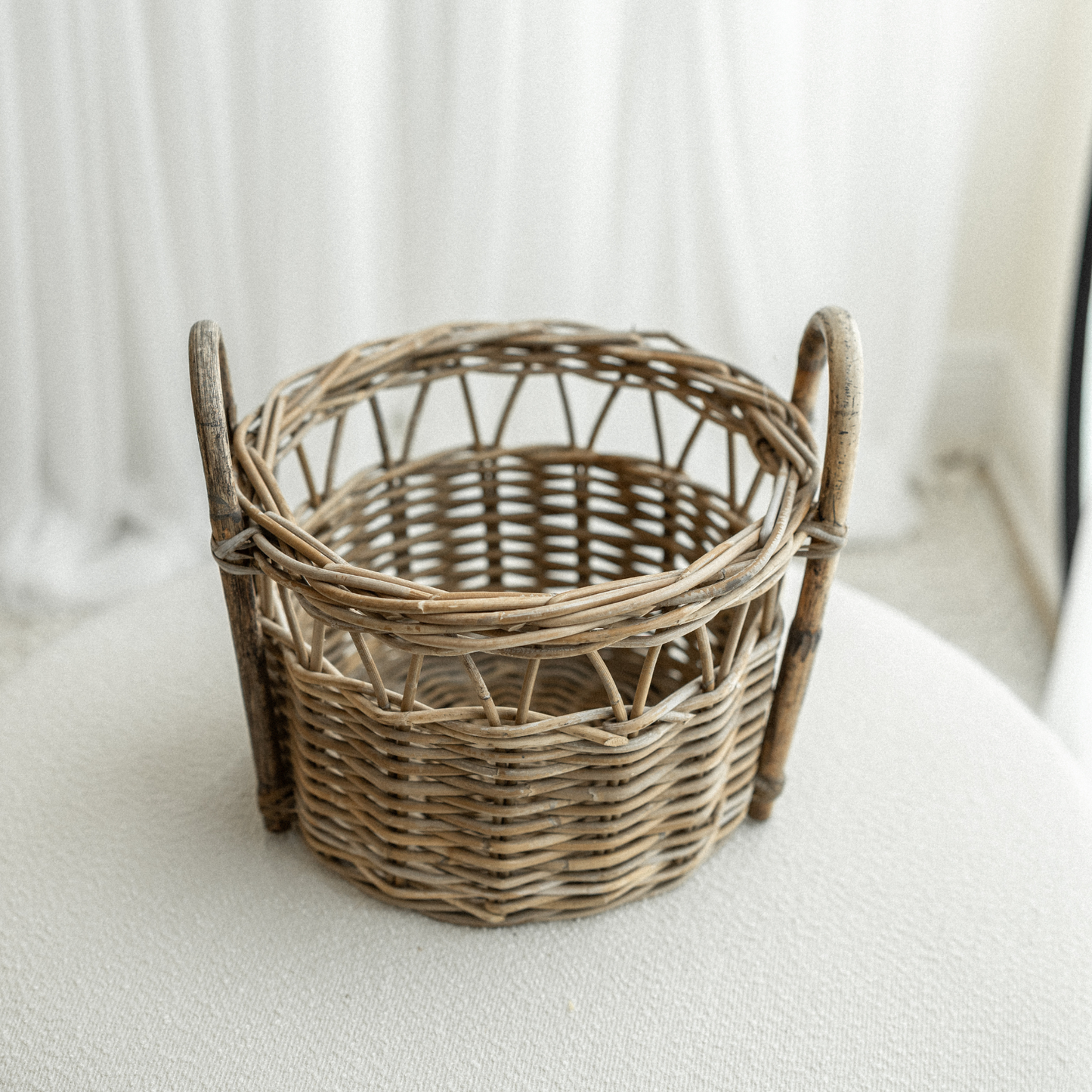 destash -> wicker basket
