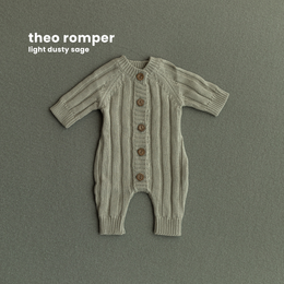 THEO COLLECTION : light dusty sage