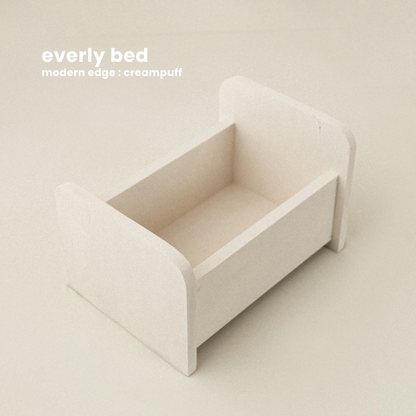 EVERLY BED : modern edge {creampuff}